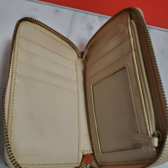 Coach Multicolor Tech Phone Wallet. BH14671. - Picture 7 of 8